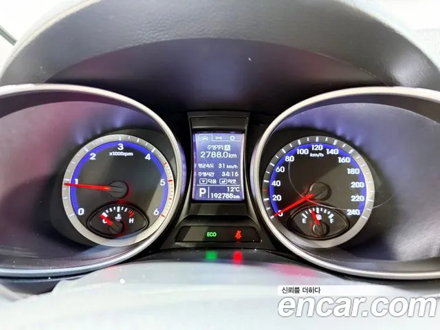 Hyundai Santa Fe 2013 thumb 5