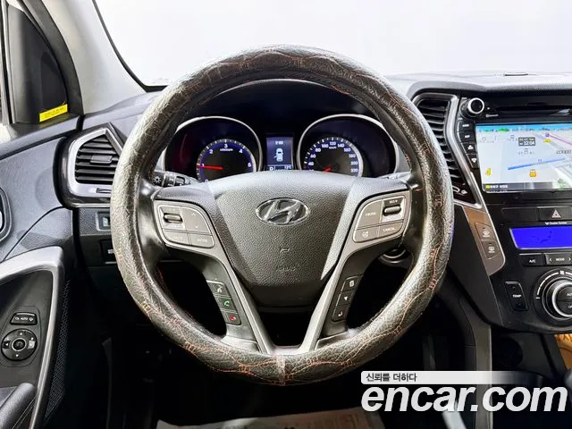 Hyundai Santa Fe 2013 thumb 6