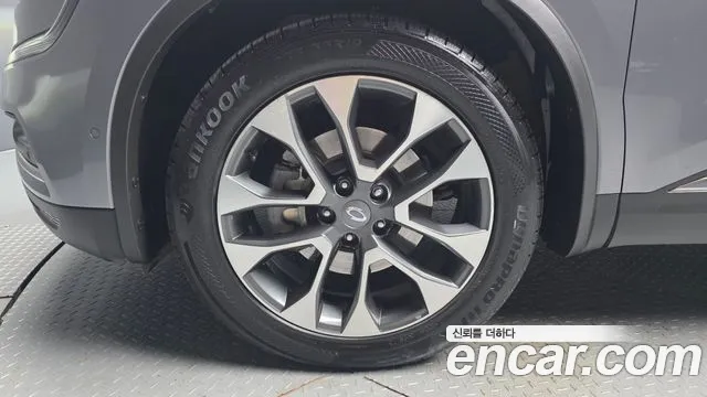 Renault-KoreaSamsung Koleos 2016 thumb 5