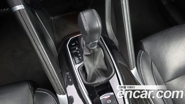 Renault-KoreaSamsung Koleos 2016 thumb 9