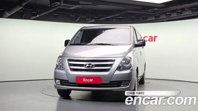 Hyundai Starex 2015 thumb 3