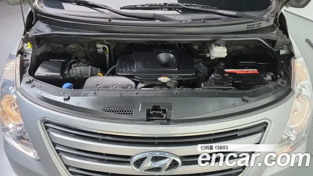 Hyundai Starex 2015 thumb 6