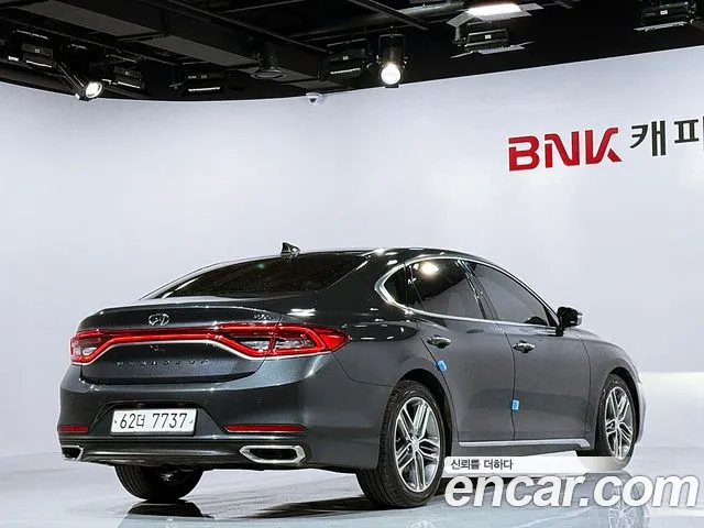 Hyundai Grandeur 2017 thumb 2