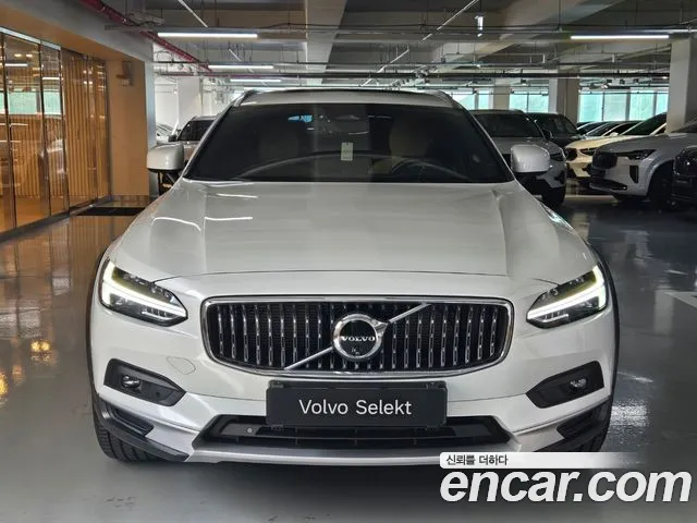 Volvo V90 2025 thumb 3