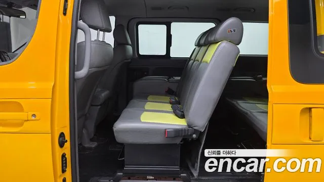 Hyundai Starex 2017 thumb 12