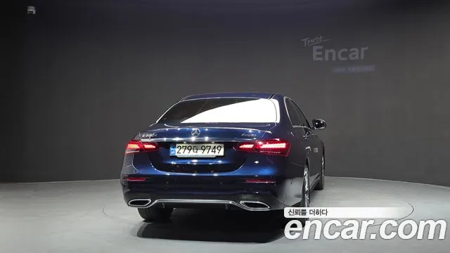Mercedes-Benz E-Класс 2021 thumb 4