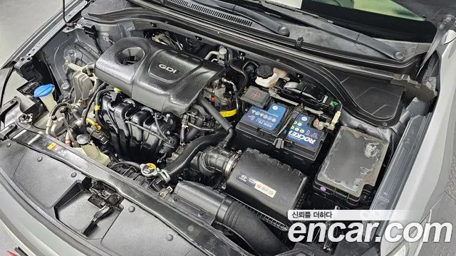Hyundai Avante 2016 thumb 6
