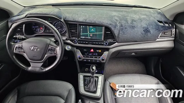 Hyundai Avante 2016 thumb 7