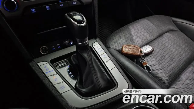 Hyundai Avante 2016 thumb 9