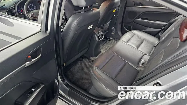 Hyundai Avante 2016 thumb 11