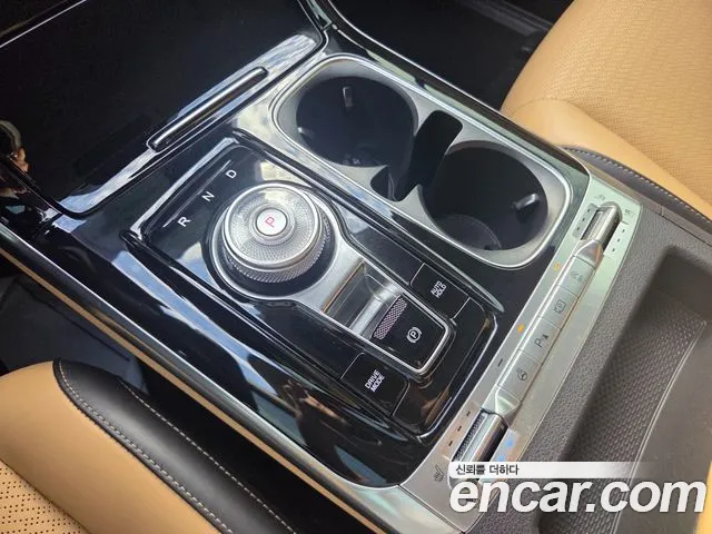 Kia Carnival 2021 thumb 9