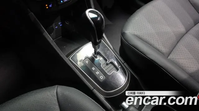 Hyundai Accent 2017 thumb 9