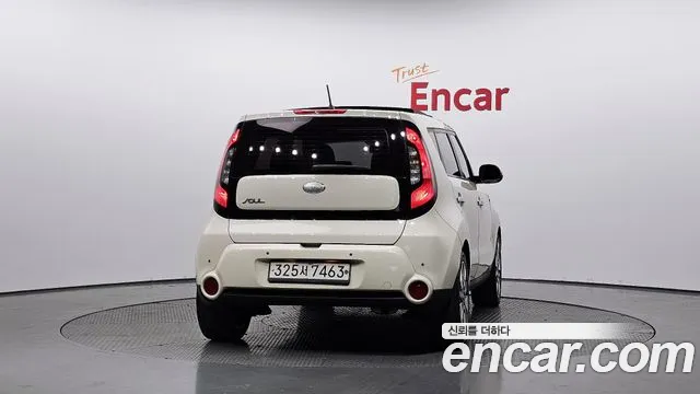 Kia Soul 2013 thumb 3
