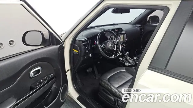 Kia Soul 2013 thumb 10