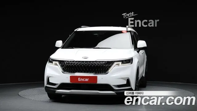 Kia Carnival 2021 thumb 3