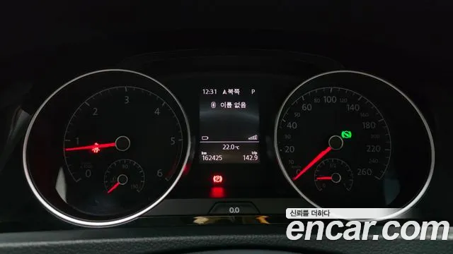 Volkswagen Golf Sportsvan 2015 thumb 7