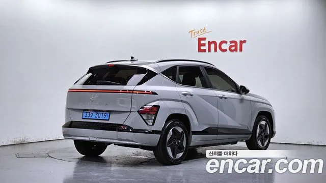 Hyundai Kona 2023 thumb 2