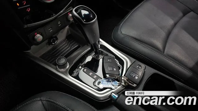 KG_Mobility_Ssangyong TIBOLI 2016 thumb 9