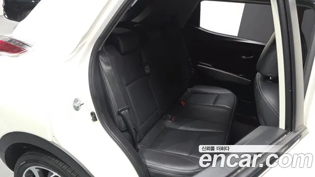 KG_Mobility_Ssangyong TIBOLI 2016 thumb 12