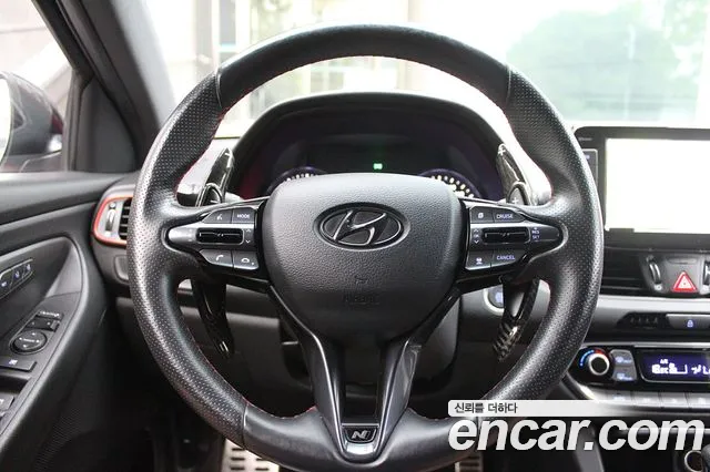Hyundai i30 2020 thumb 9