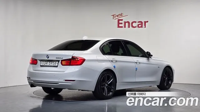 BMW 3-Series 2014 thumb 2