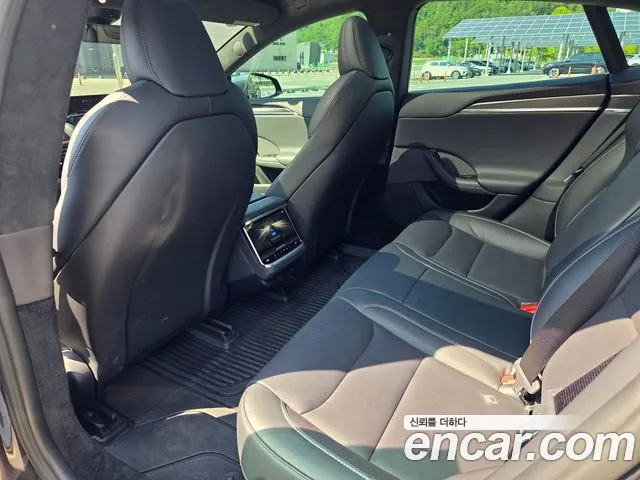 Tesla Model S 2023 thumb 10