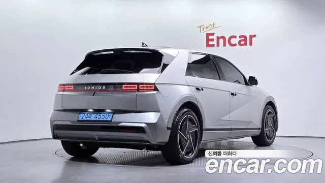 Hyundai IONIQ 5 2024 thumb 2