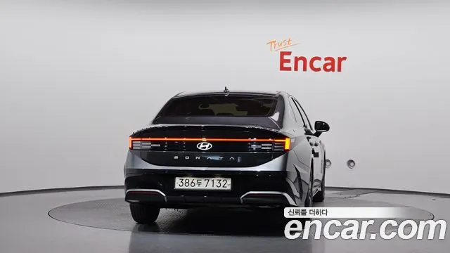 Hyundai Sonata 2025 thumb 4