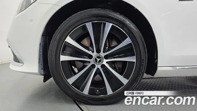 Mercedes-Benz E-Класс 2020 thumb 5