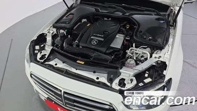 Mercedes-Benz E-Класс 2020 thumb 6