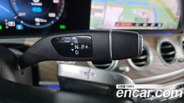 Mercedes-Benz E-Класс 2020 thumb 9