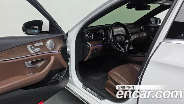 Mercedes-Benz E-Класс 2020 thumb 10