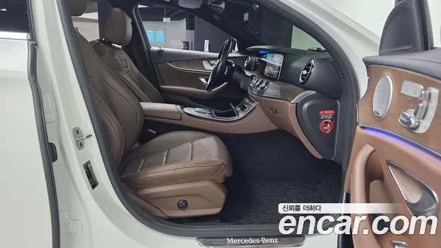 Mercedes-Benz E-Класс 2020 thumb 11