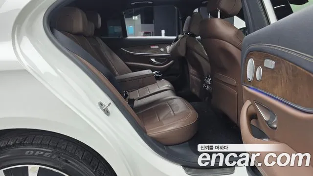Mercedes-Benz E-Класс 2020 thumb 12