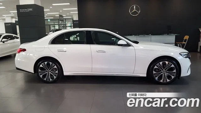 Mercedes-Benz E-Класс 2026 thumb 4