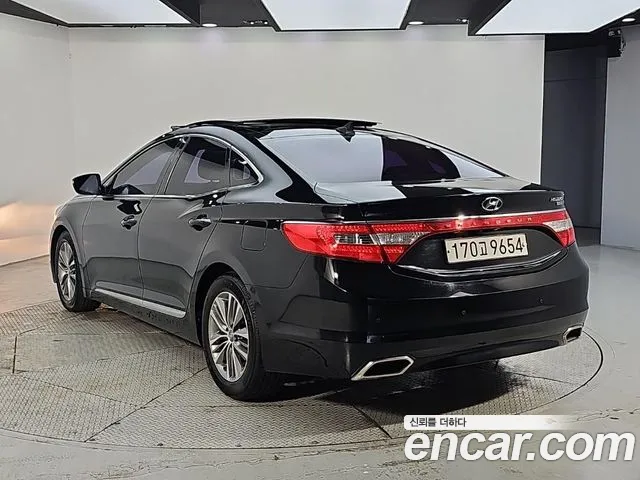 Hyundai Grandeur 2015 thumb 3
