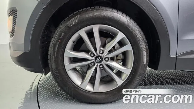 Hyundai Santa Fe 2014 thumb 5