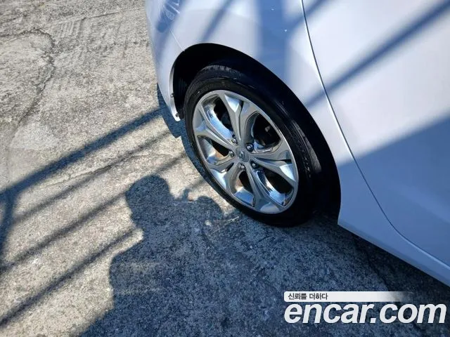 Hyundai i30 2013 thumb 5