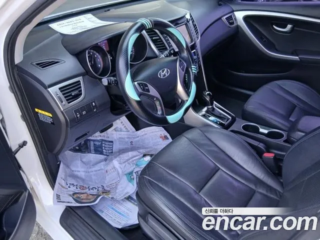 Hyundai i30 2013 thumb 10