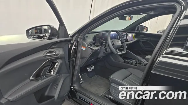 Audi Q5 2025 thumb 10