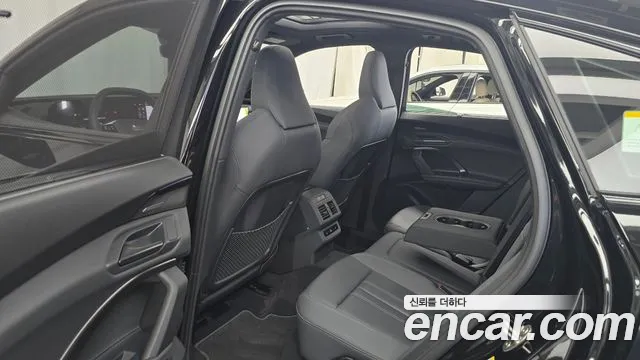 Audi Q5 2025 thumb 11