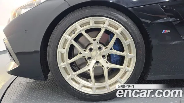 BMW Z4 2019 thumb 4