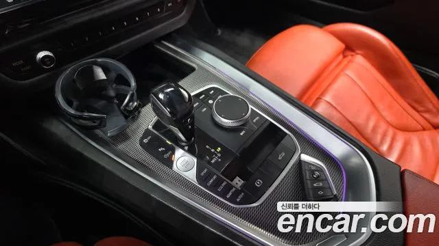 BMW Z4 2019 thumb 8