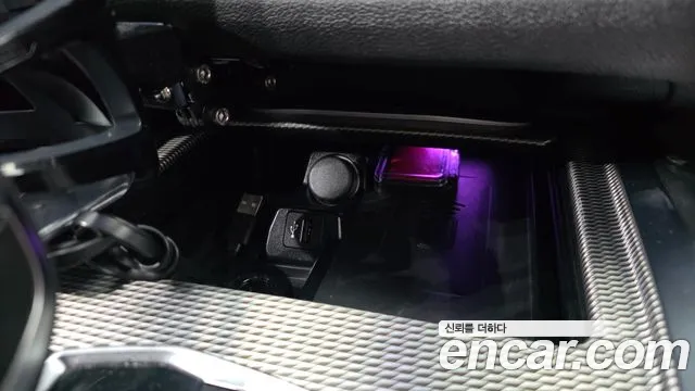 BMW Z4 2019 thumb 10