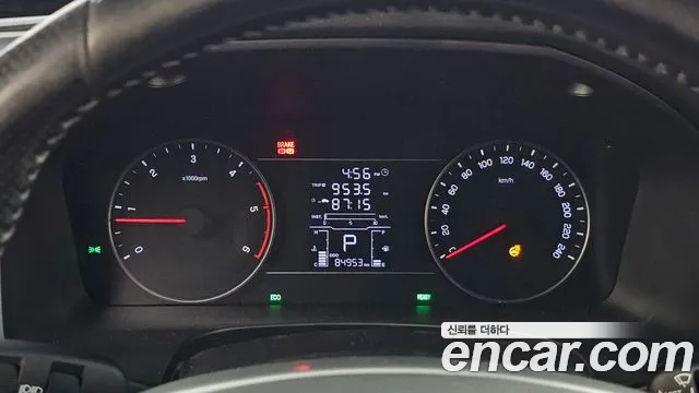 KG_Mobility_Ssangyong Rexton 2018 thumb 8