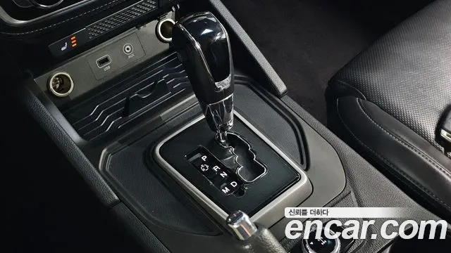 KG_Mobility_Ssangyong Rexton 2018 thumb 9