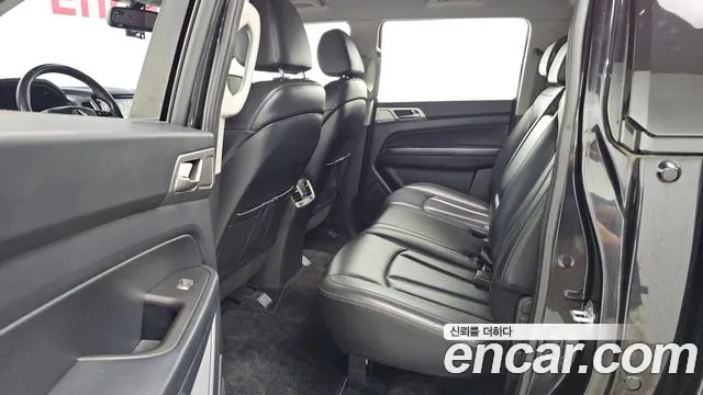 KG_Mobility_Ssangyong Rexton 2018 thumb 12