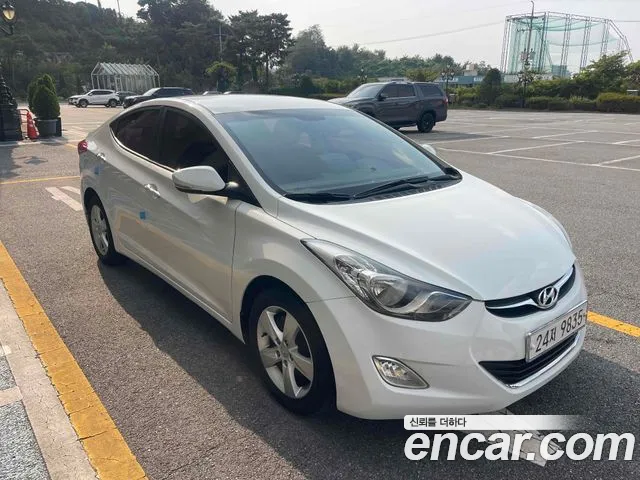 Hyundai Avante 2011 thumb 3