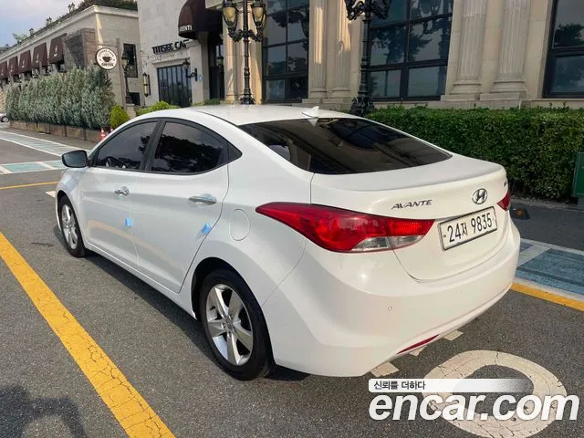 Hyundai Avante 2011 thumb 6
