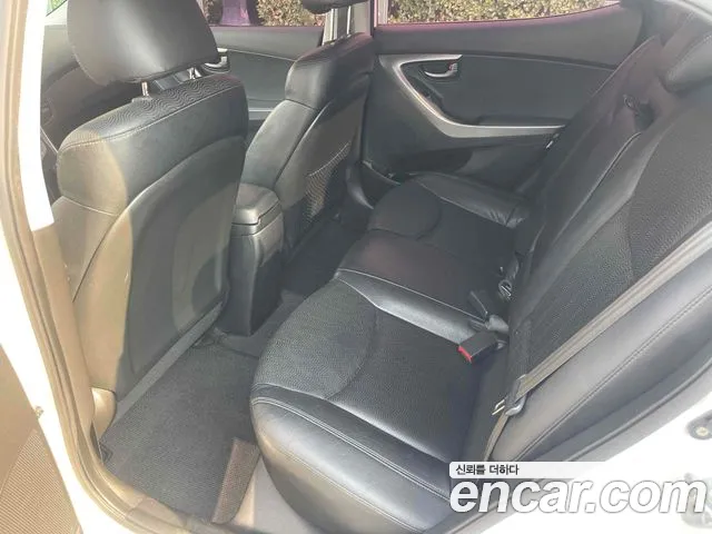 Hyundai Avante 2011 thumb 11
